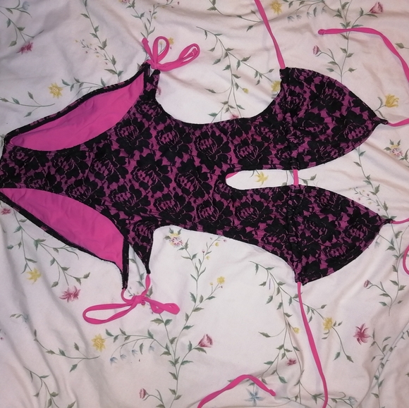 One-piece swimsuit - Picture 4 of 6